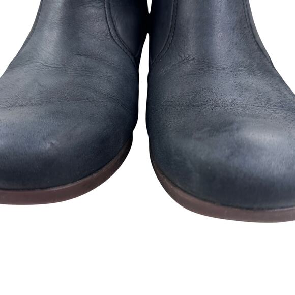 Dansko Liberty Buttery Soft Laser Cut Leather Ankle Boots Women's Size 40/9.5-10 - Picture 3 of 9